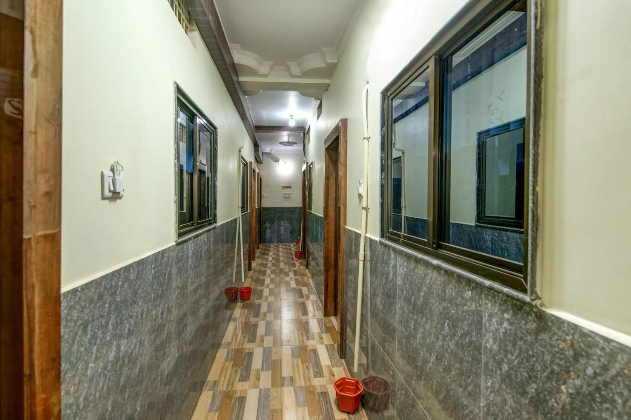 Oyo Hotel Badri Inn & Yatri Niwas Джабалпур Экстерьер фото