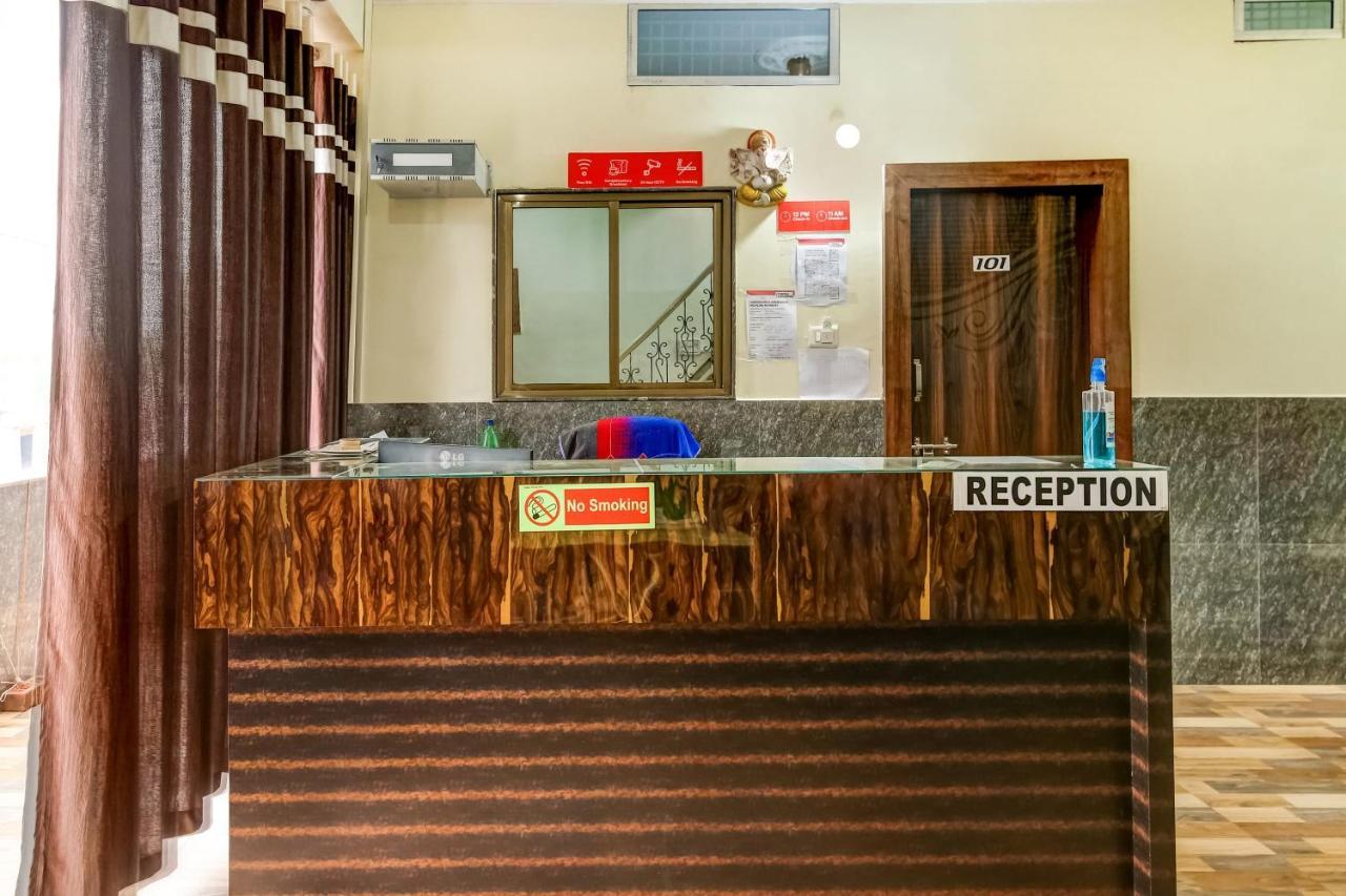 Oyo Hotel Badri Inn & Yatri Niwas Джабалпур Экстерьер фото